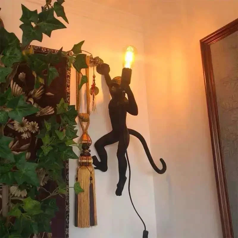 Nordic Creative Ceiling Hemp Rope Pendant Lamp Resin Monkey Lamp Bedroom Children'S Room Home Decoration Lampara Techo
