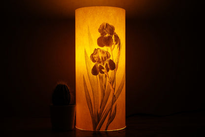 Lámpara de Papel Japonesa con Flores de Iris