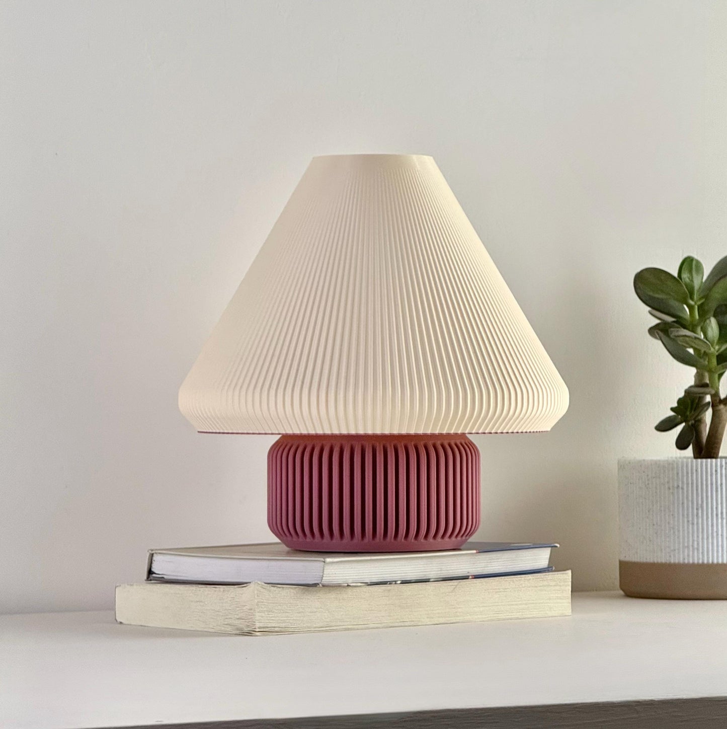 Minimalist Table Lamp with Warm Glow – Modern Bedside & Desk Lamp, Cozy Ambient Lighting, E26/E27 Bulb Holder